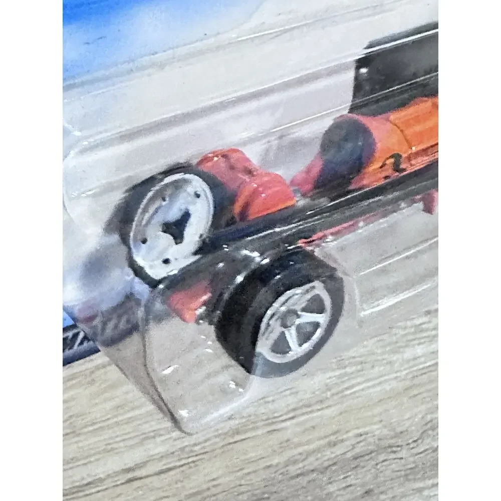 Light Orange Metallic w/ Painted Base 2002 Hot Wheels OLD #3 #134 New H78